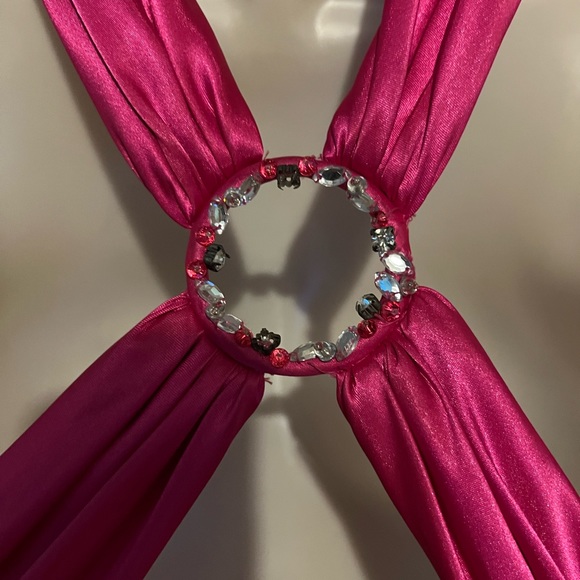 #489✅ Silky pink sequin long gown - Picture 9 of 14